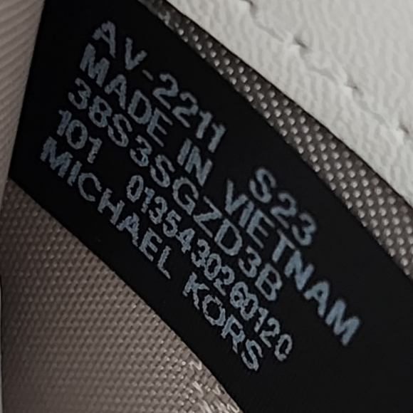 Michael Kors Jet Set Logo Giftboxed SET White - Picture 2 of 5